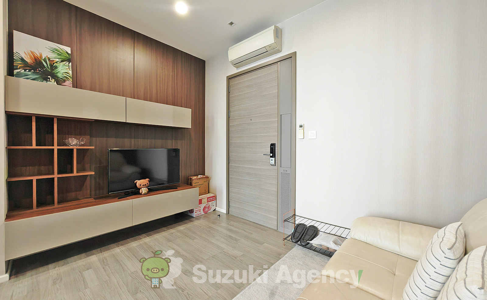 The Room Sukhumvit 69 の写真
