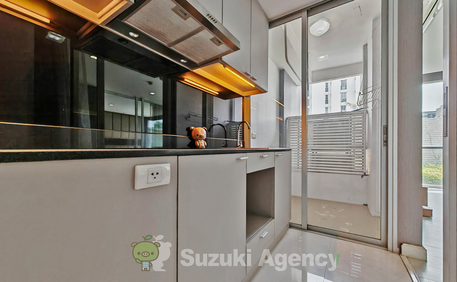 The Room Sukhumvit 64 の写真