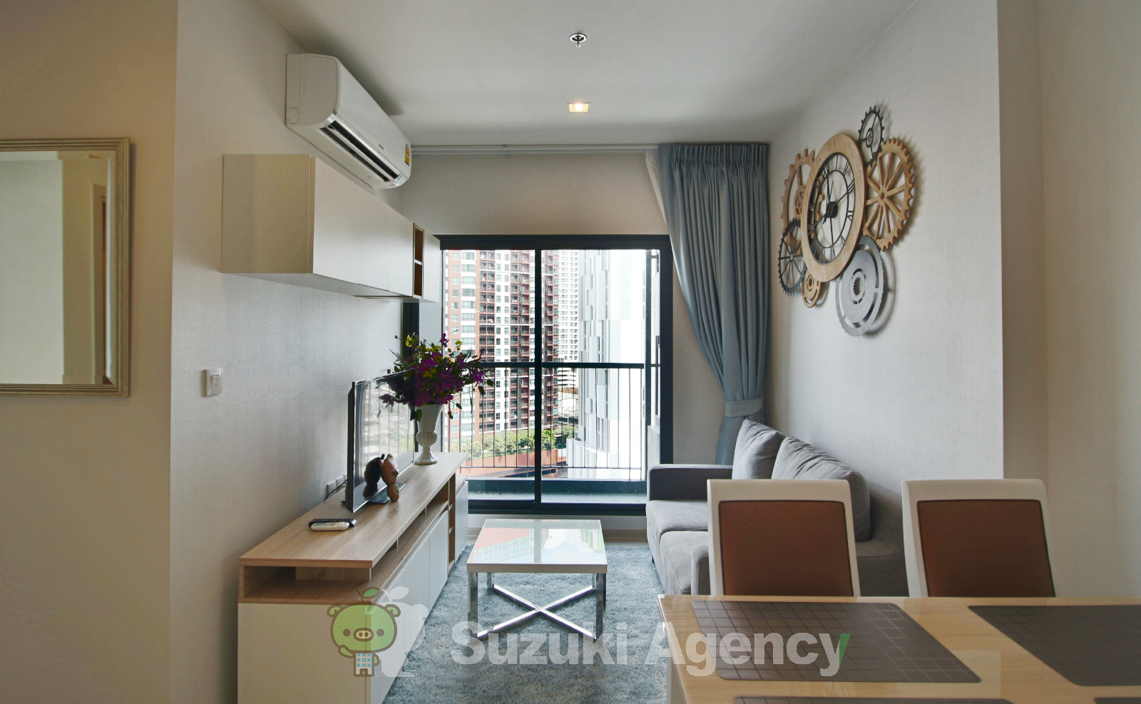 Life Sukhumvit 48 の写真