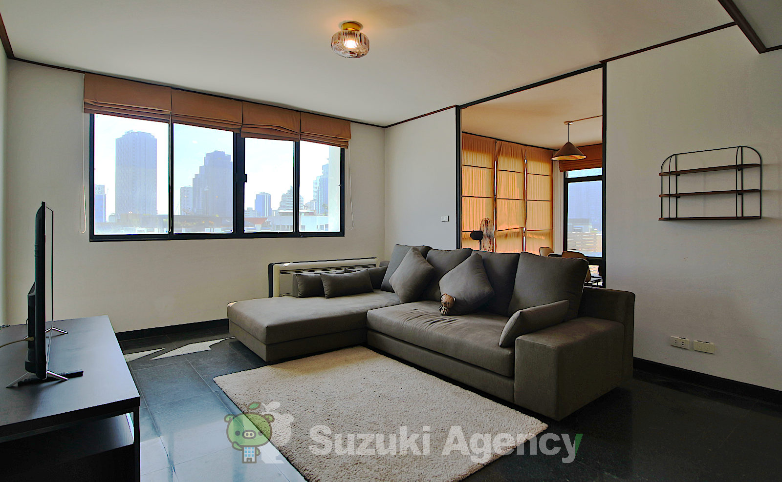 The Prestige 49 Condominium の写真