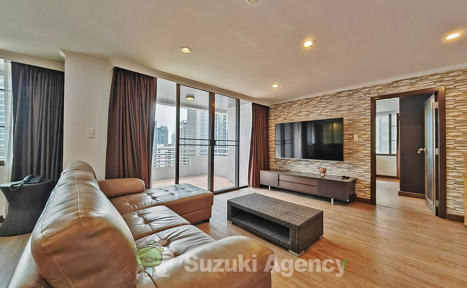 Acadamia Grand Tower の写真