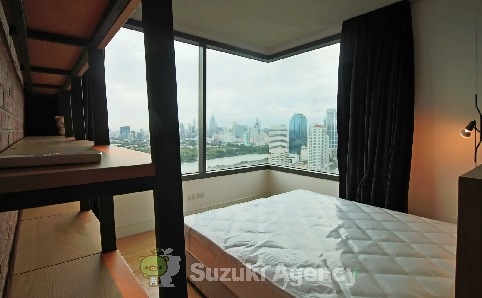 Aguston Sukhumvit 22 の写真