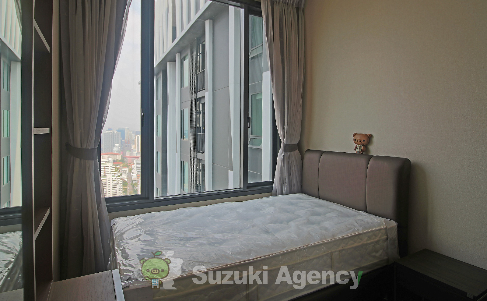 Edge Sukhumvit 23 の写真