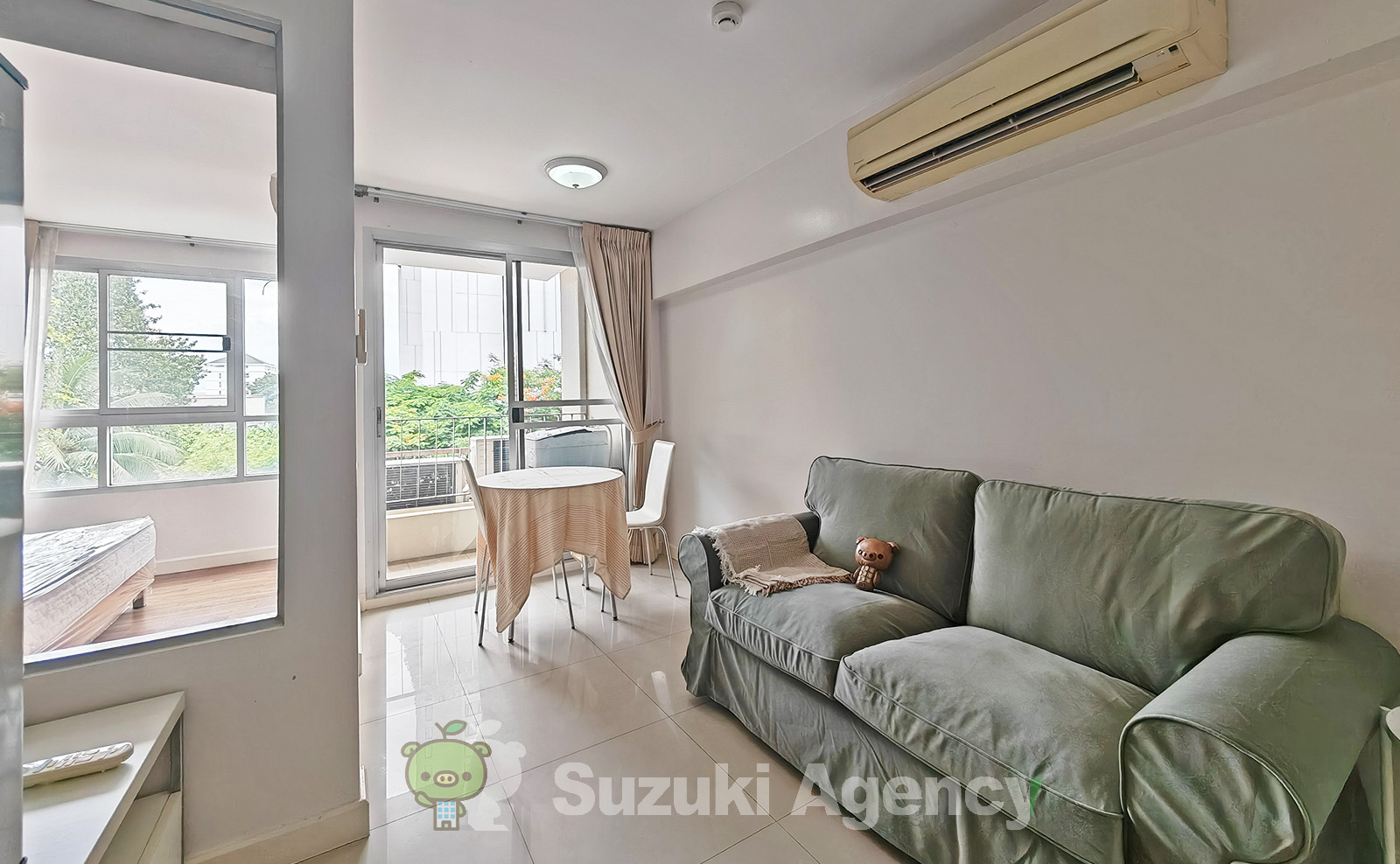 The Clover Thonglor Residence:1 Bed Room Photos No.21