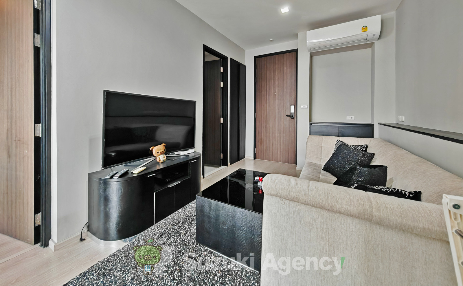 Rhythm Sukhumvit 44/1:1 Bed Room Photos No.24