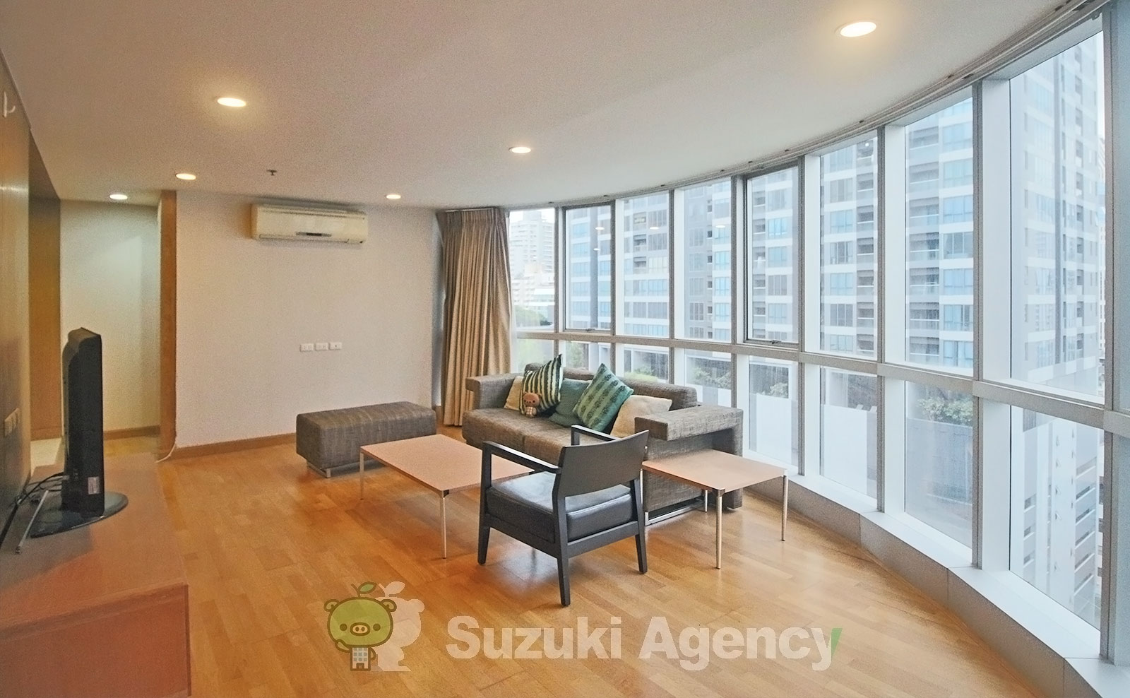 The Trendy Condominium:2 Bed Room Photos No.27