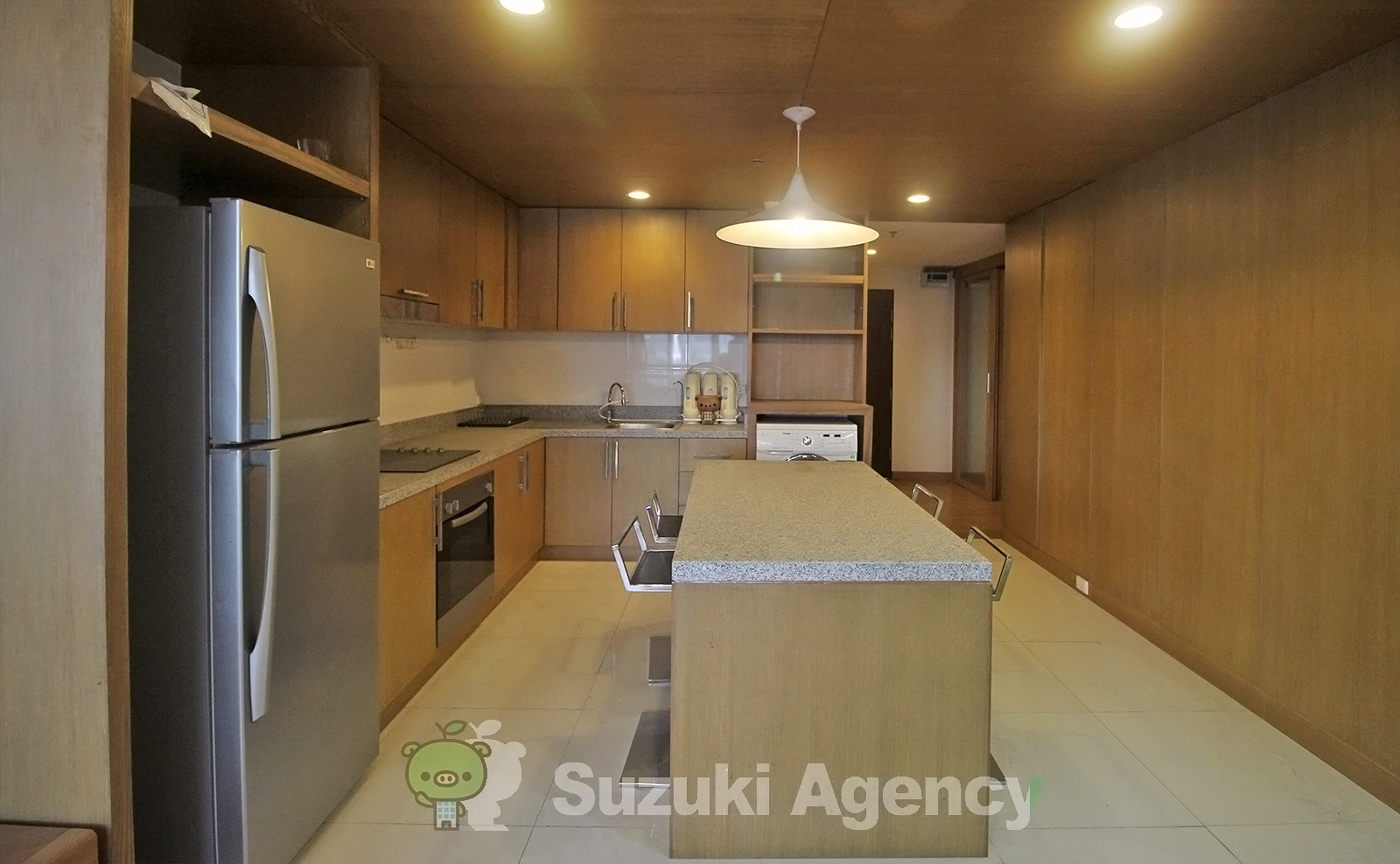 The Trendy Condominium:2 Bed Room Photos No.30