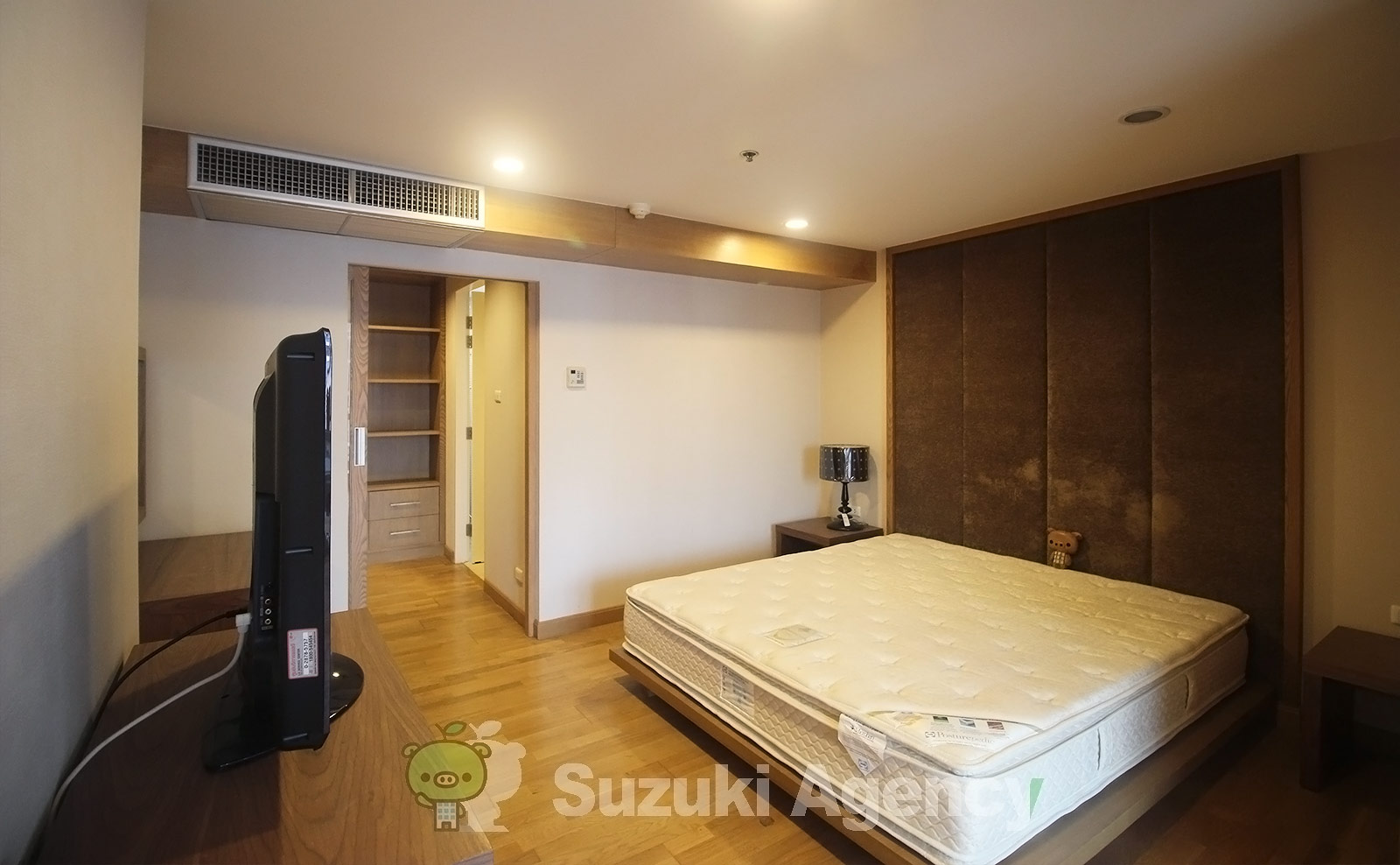 The Trendy Condominium:2 Bed Room Photos No.66