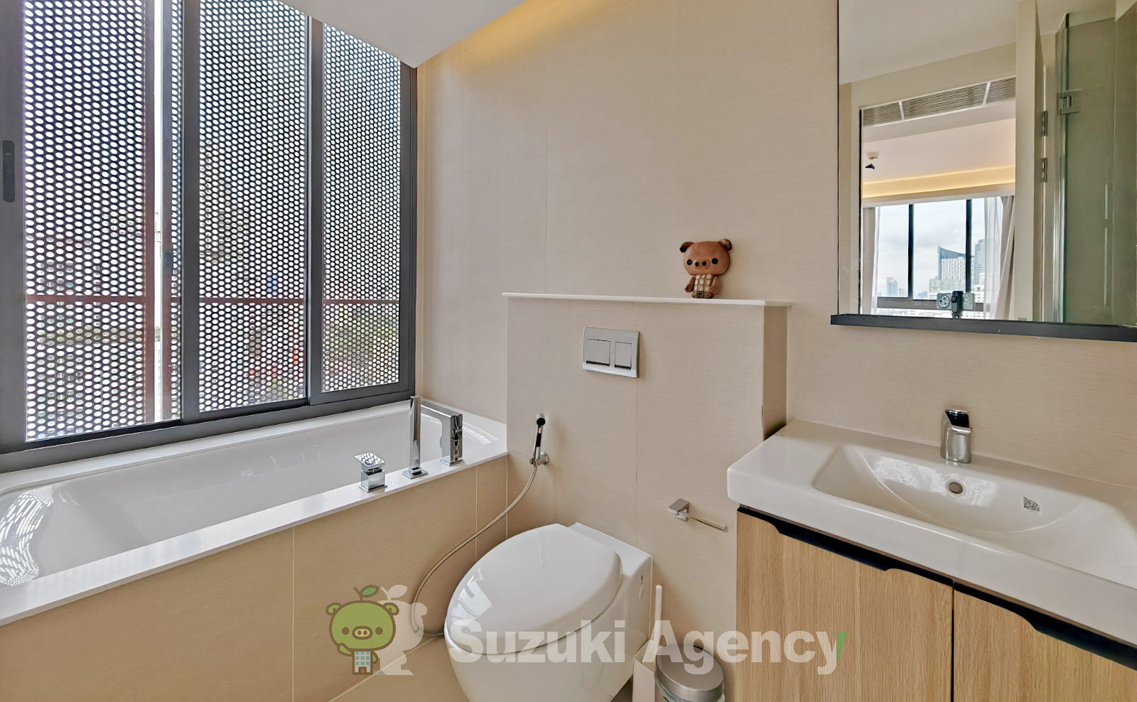 Circle Sukhumvit 31:2 Bed Room Photos No.75
