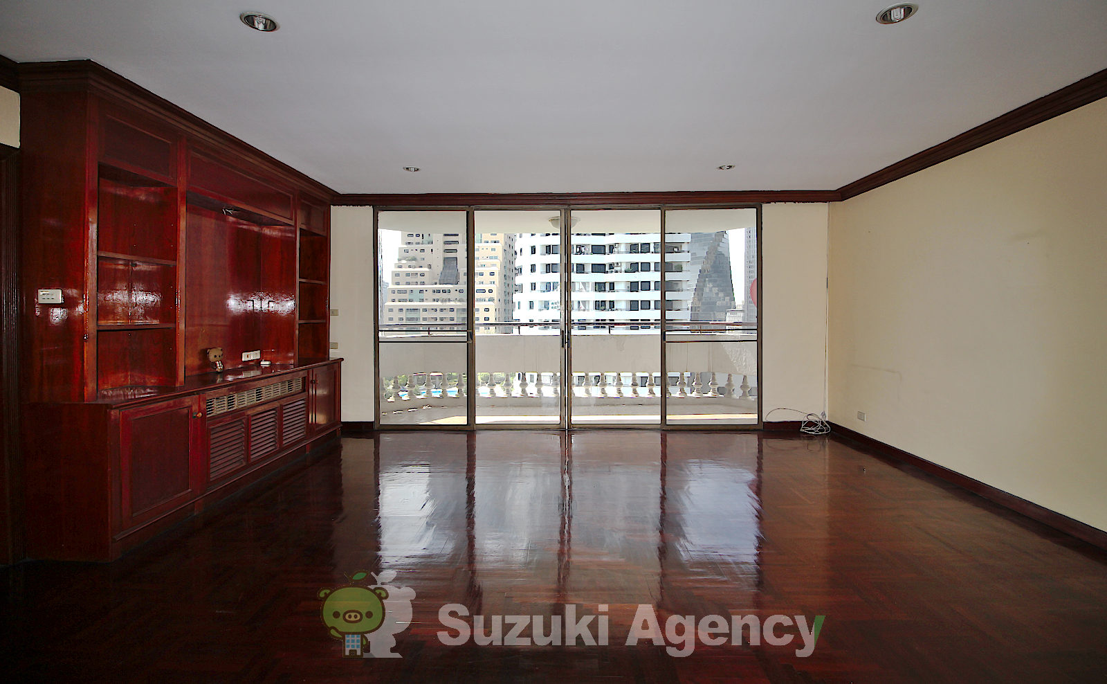 Sobna Court:3 Bed Room Photos No.32
