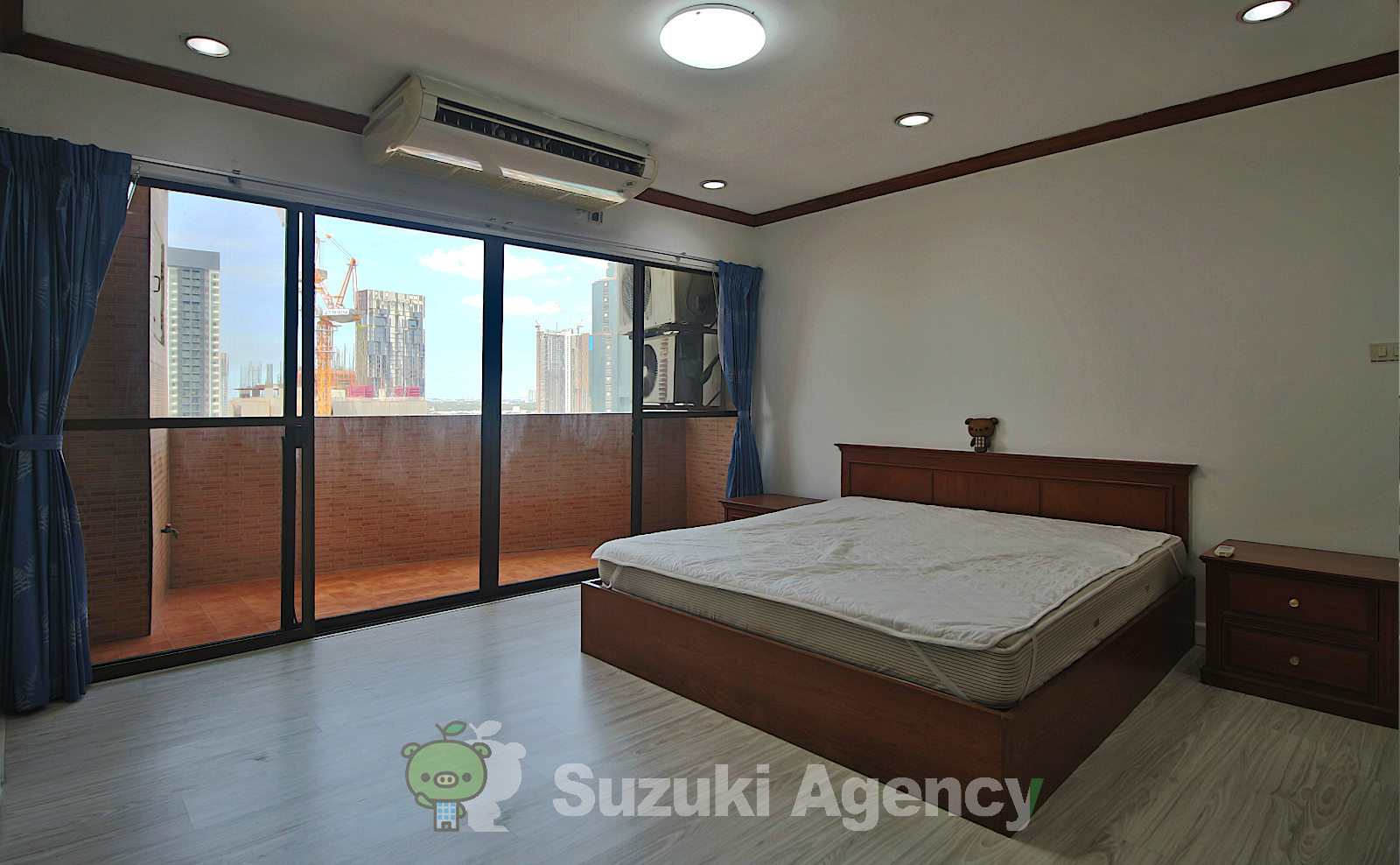 Fifty-Fifth Tower Condominium:3 Bed Room Photos No.37