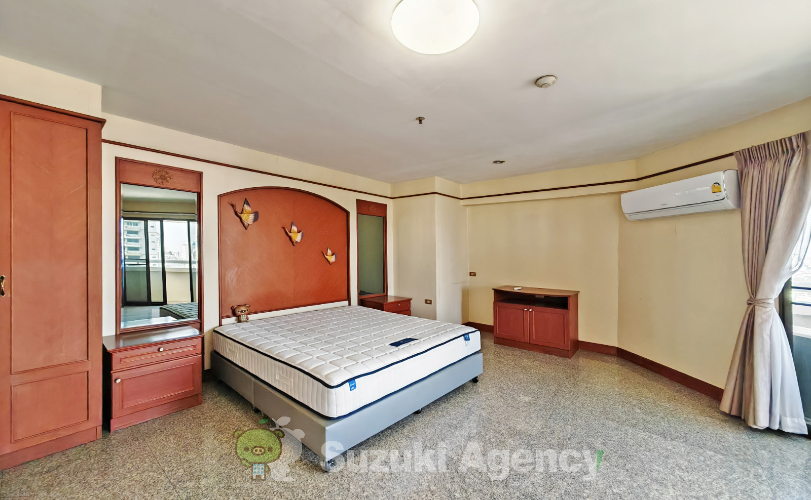 Baan Suanpetch:3 Bed Room Photos No.37