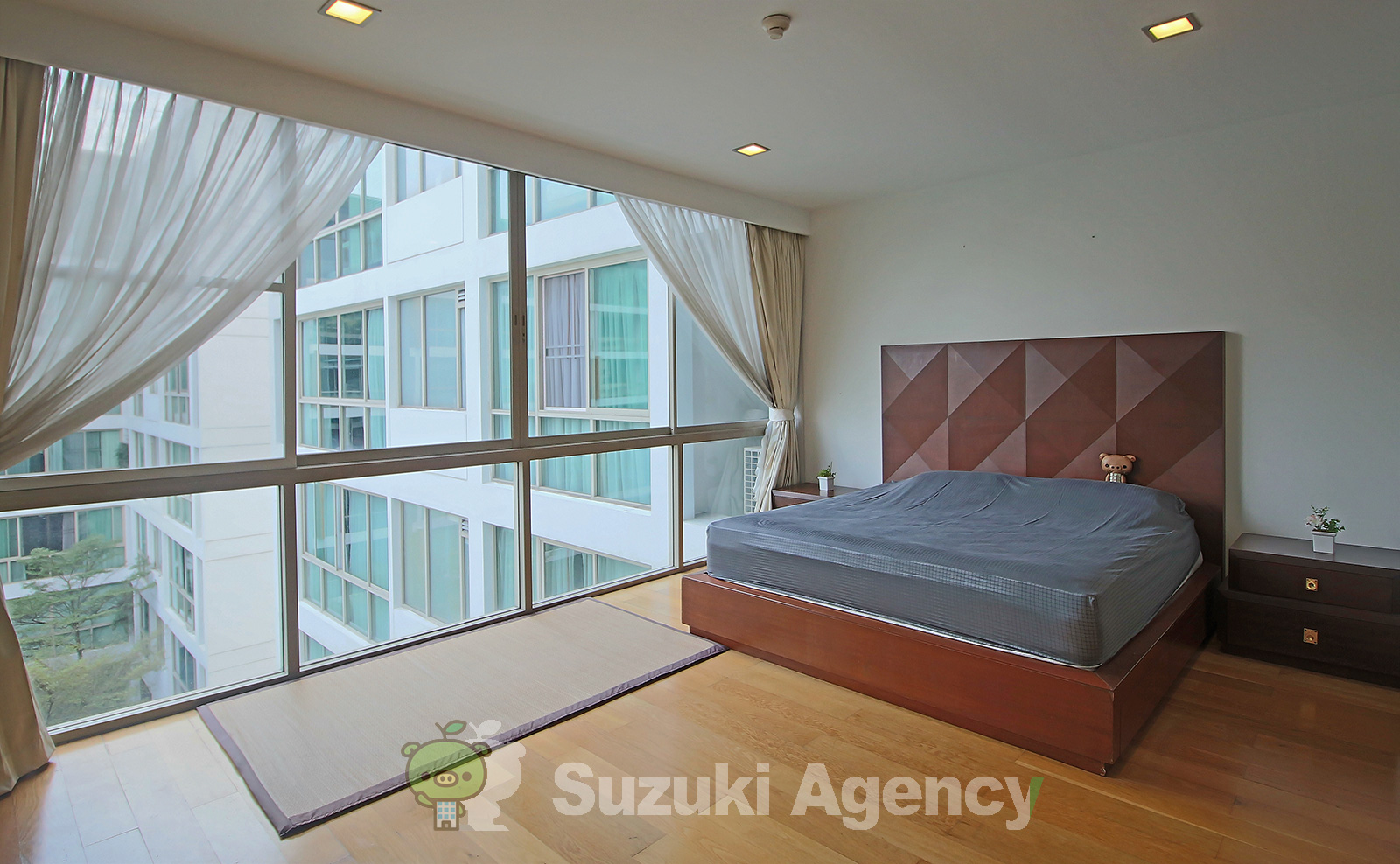 Ficus Lane Condominium:3 Bed Room Photos No.37
