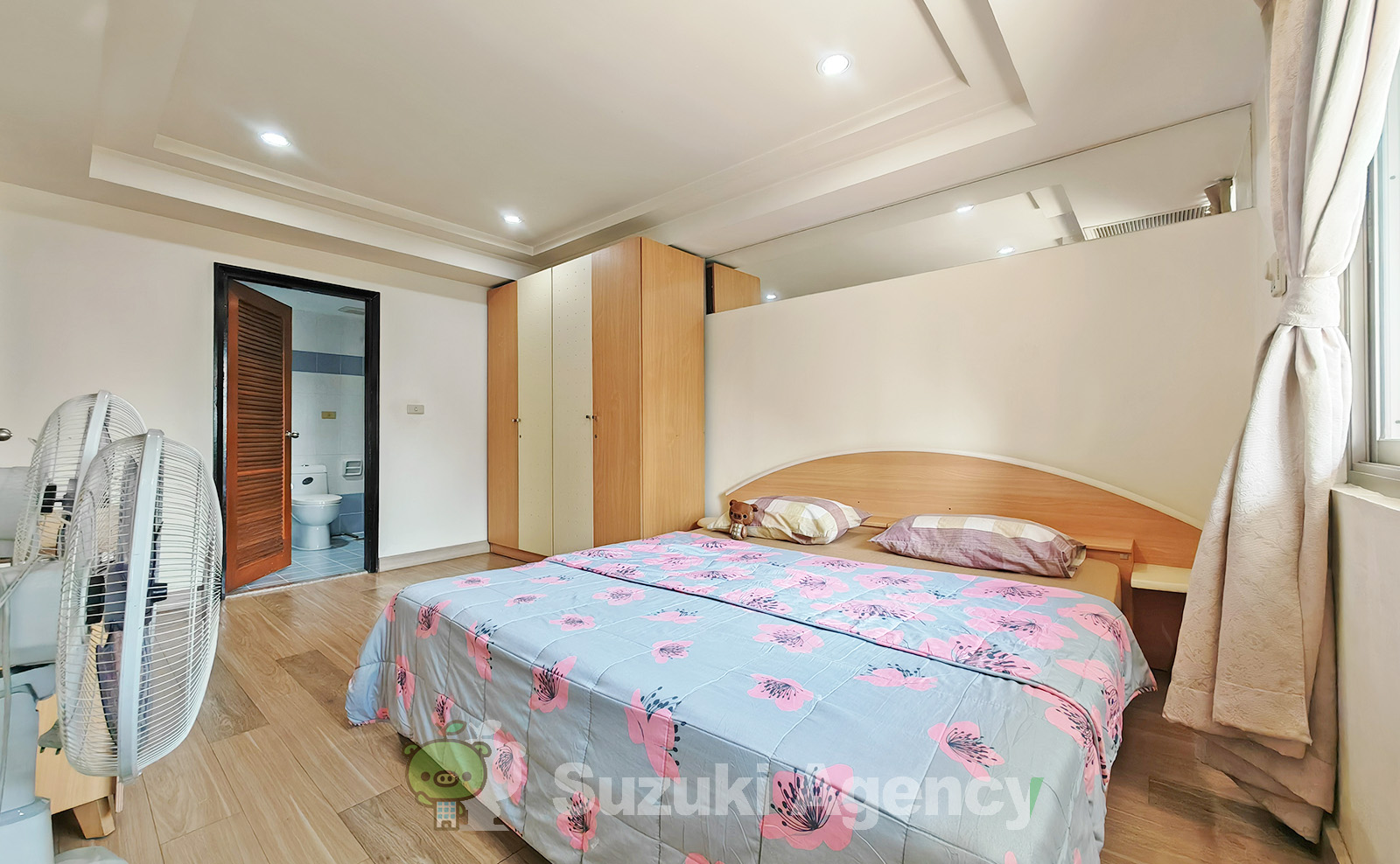 Royal Castle:3 Bed Room Photos No.68