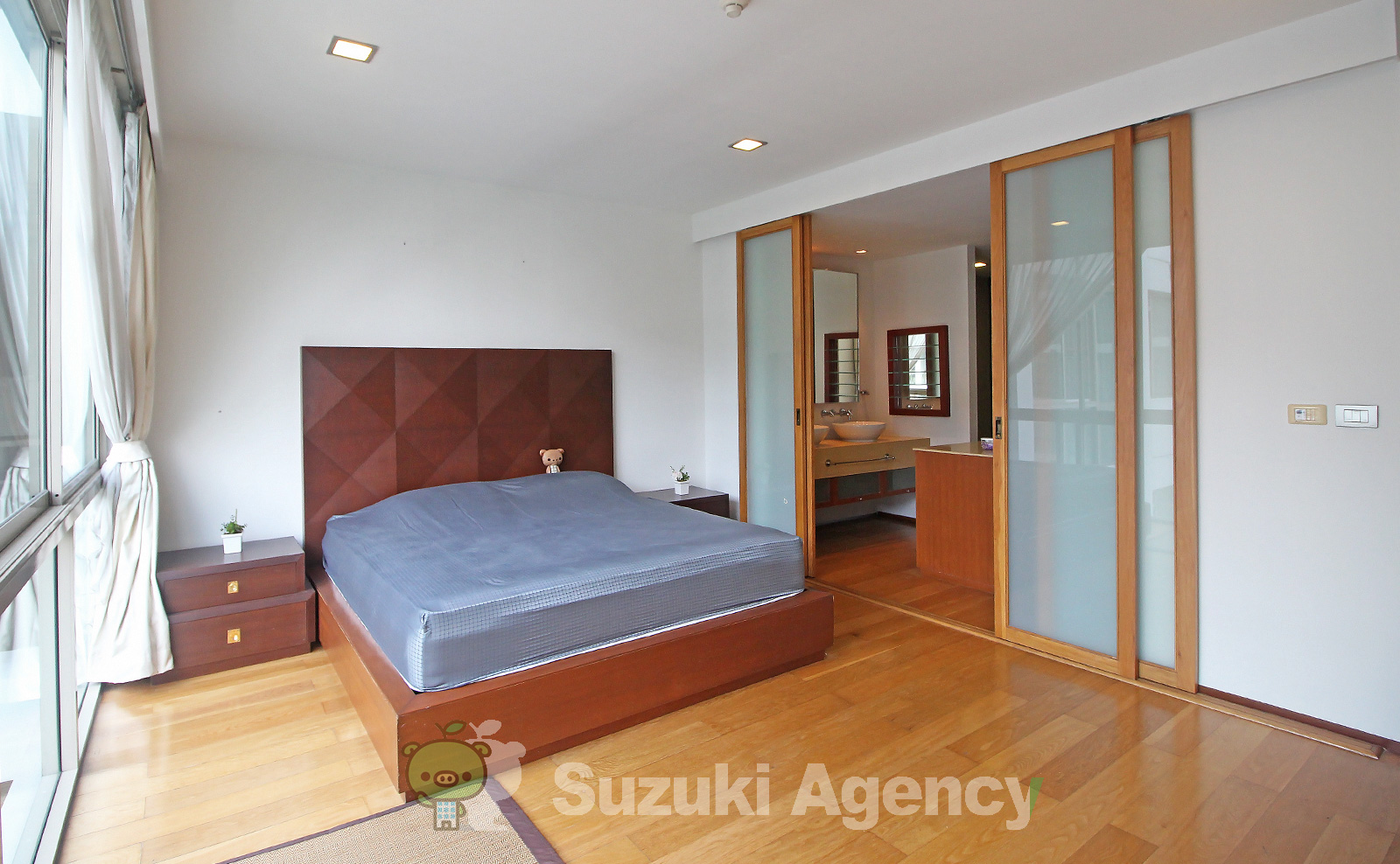 Ficus Lane Condominium:3 Bed Room Photos No.68