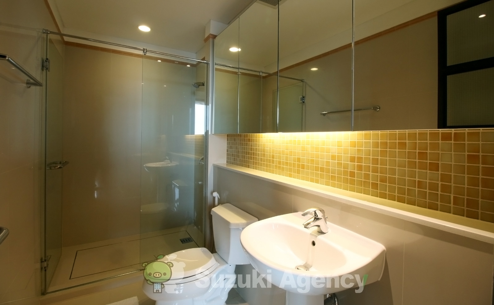 Aguston Sukhumvit 22:3 Bed Room Photos No.82