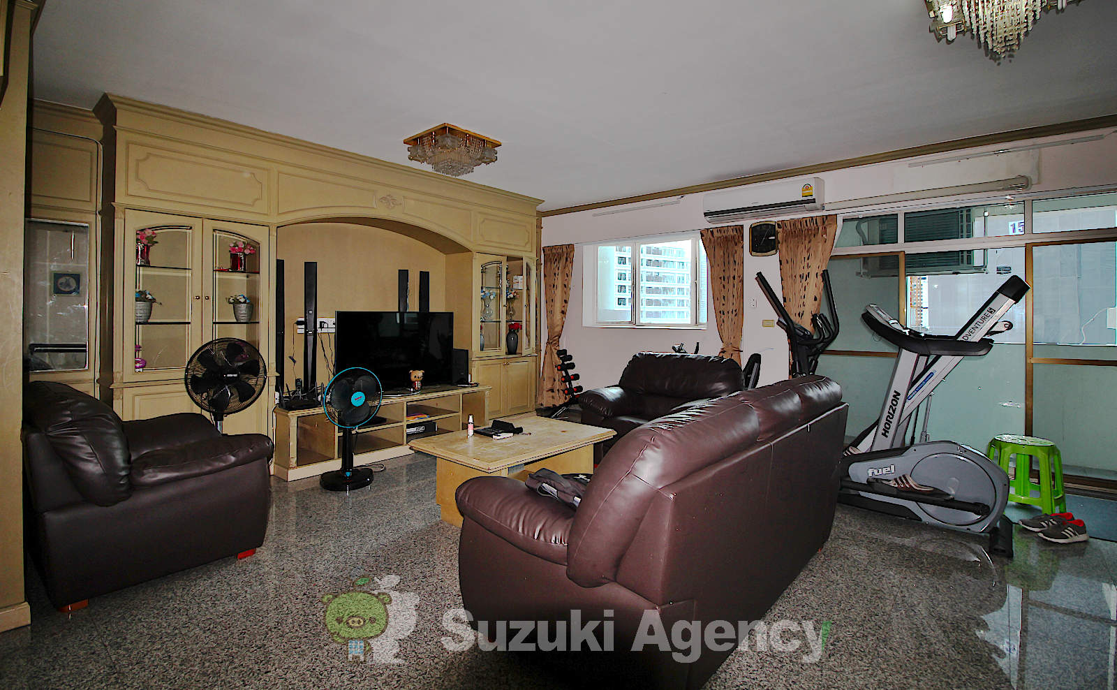 Royal Castle:4 Bed Room Photos No.38