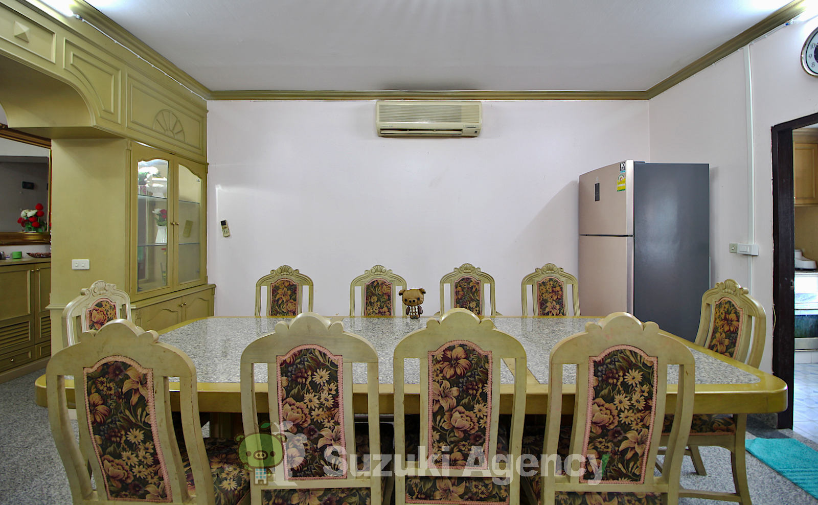 Royal Castle:4 Bed Room Photos No.40