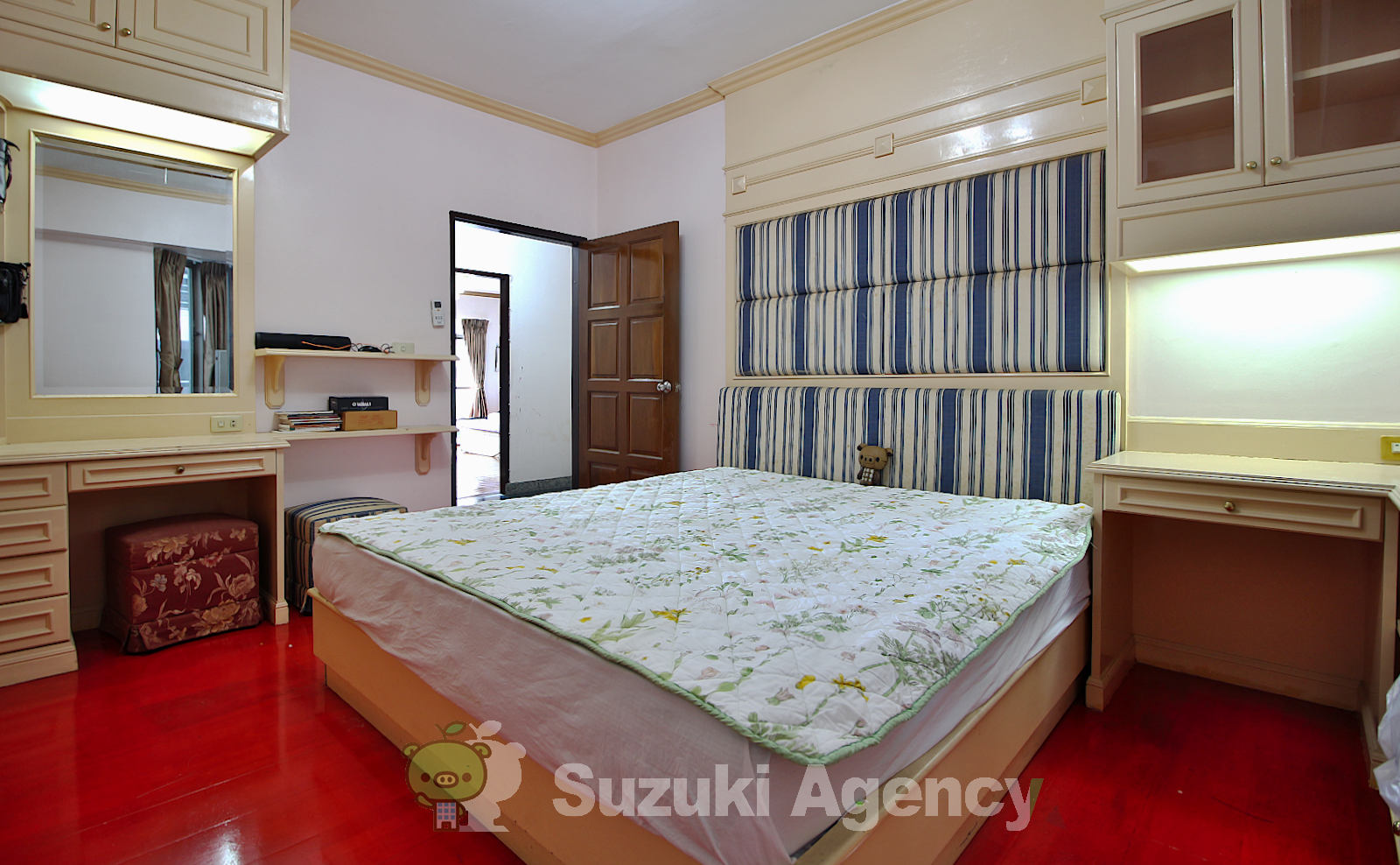 Royal Castle:4 Bed Room Photos No.78