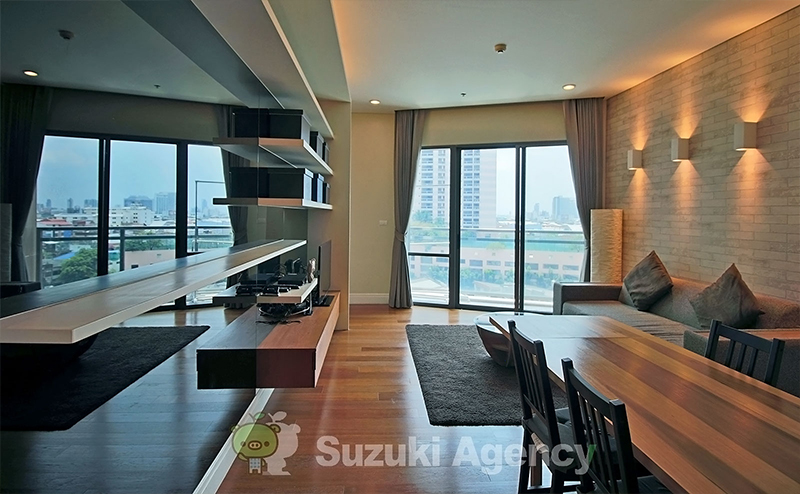 Bright Sukhumvit 24