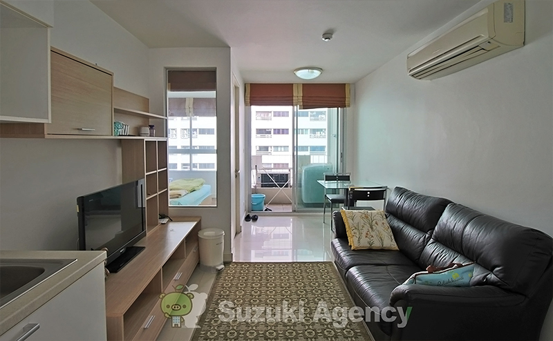 The Clover Thonglor Residence