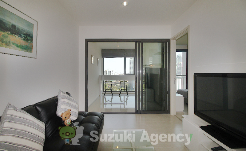 Rhythm Sukhumvit 42