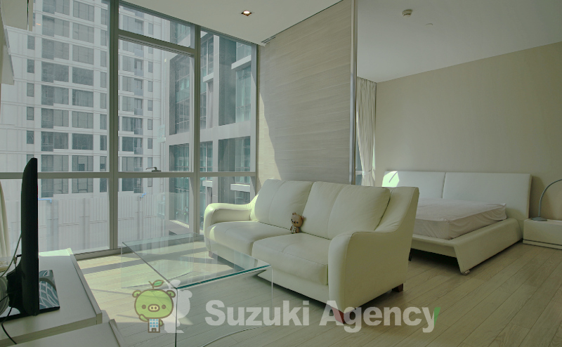 The Room Sukhumvit 21