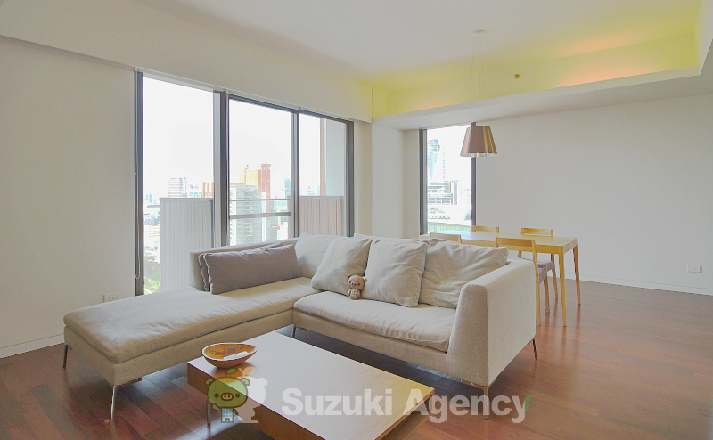 The Hansar Residence