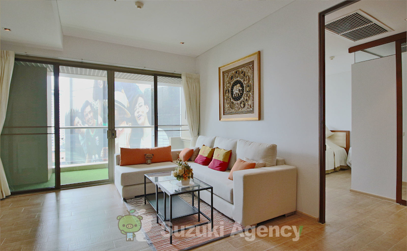 The Lakes Condominium