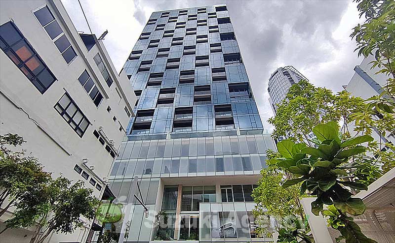 THE STRAND THONGLOR