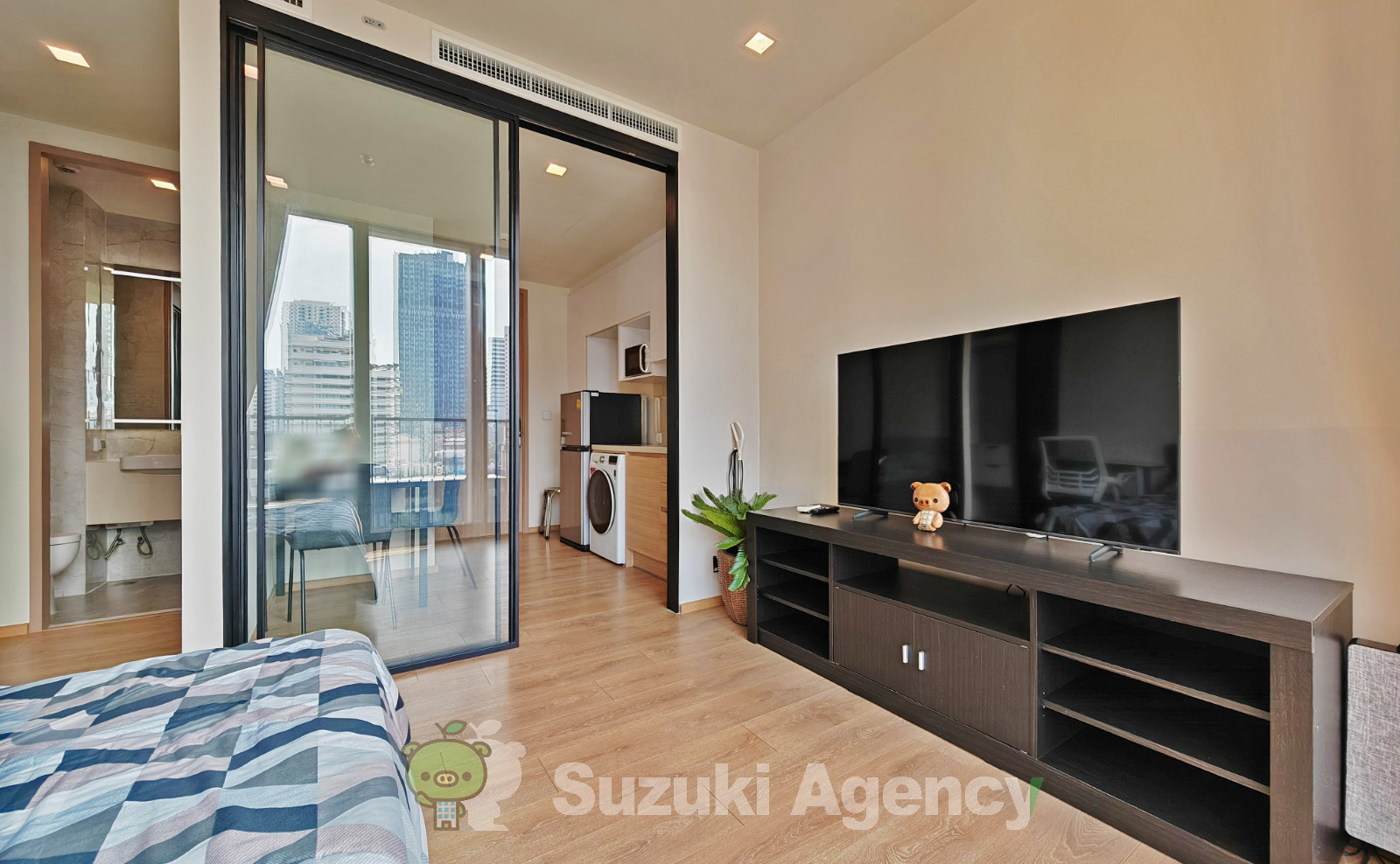 Noble AROUND SUKHUMVIT 33:Studio Room Photos No.16