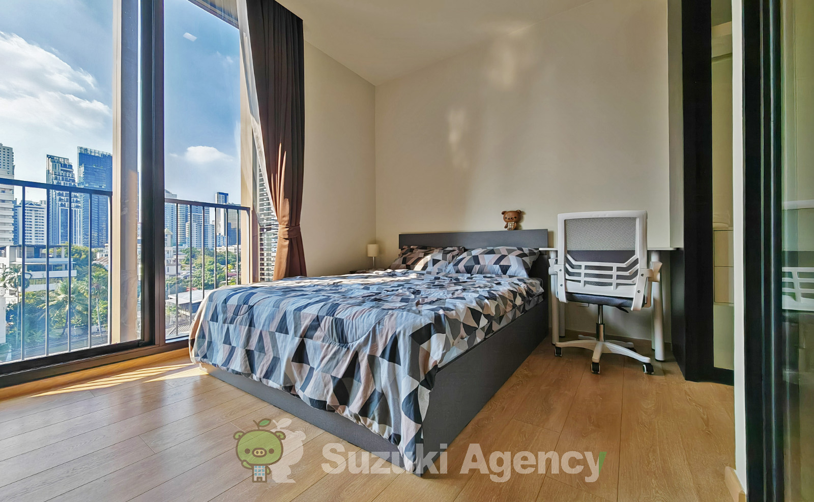 Noble AROUND SUKHUMVIT 33:Studio Room Photos No.18