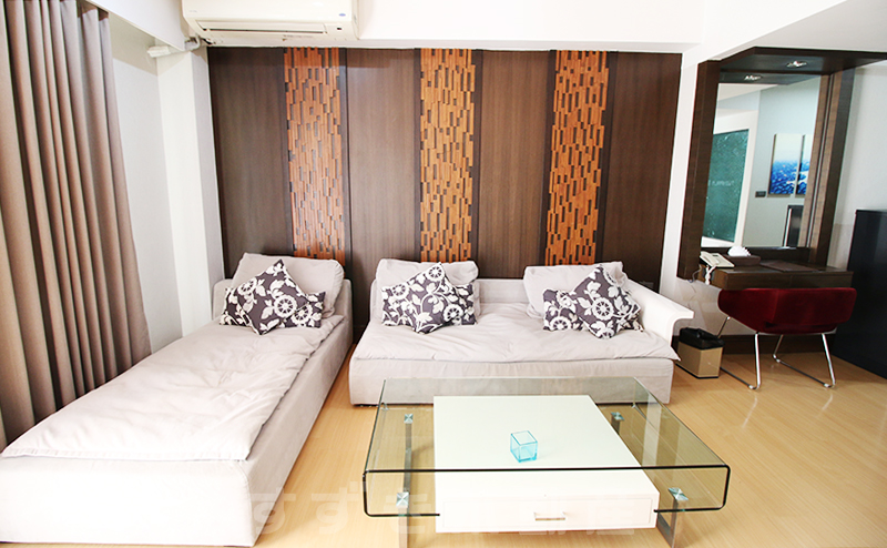 Palms @ Sukhumvit Hotel