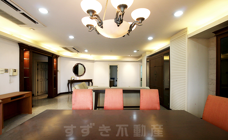 Baan Sansiri Condominium