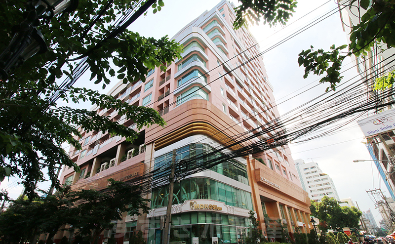 Silom Grand Terrace