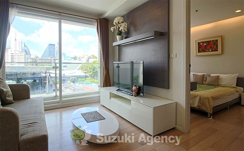 15 Sukhumvit Residence