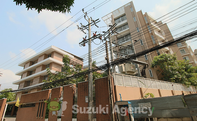 Baan Sukhumvit 27