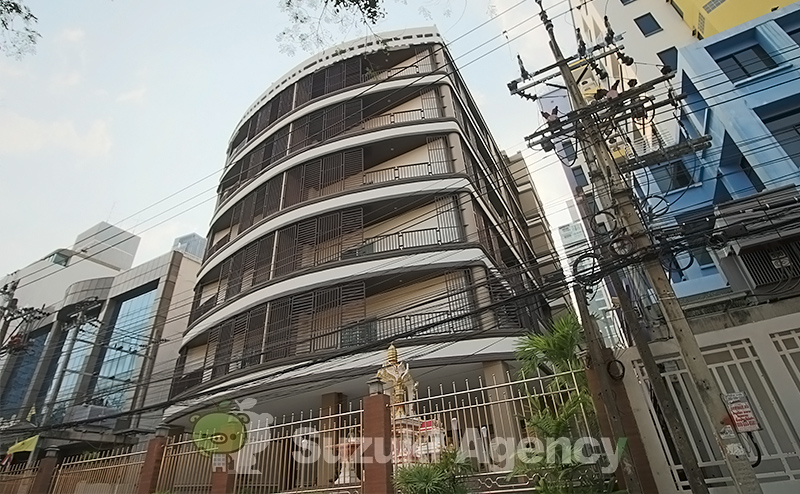 Thiti Residence （旧 Chonchaya)