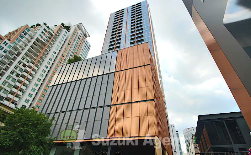 Oakwood Suites Bangkok