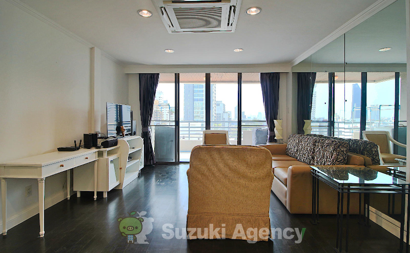 Acadamia Grand Tower