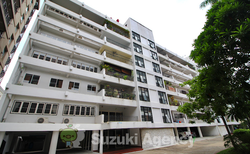 Siva Court