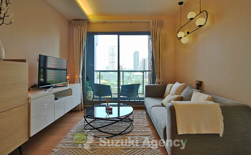 H Sukhumvit 43