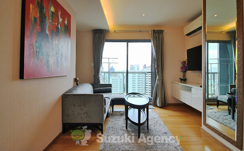 H Sukhumvit 43