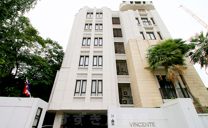 Vincente Sukhumvit 49