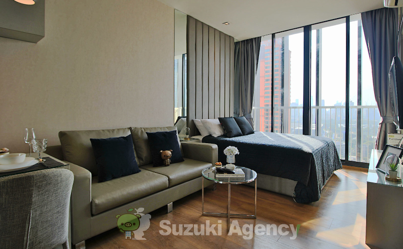 Park Origin Phrom Phong