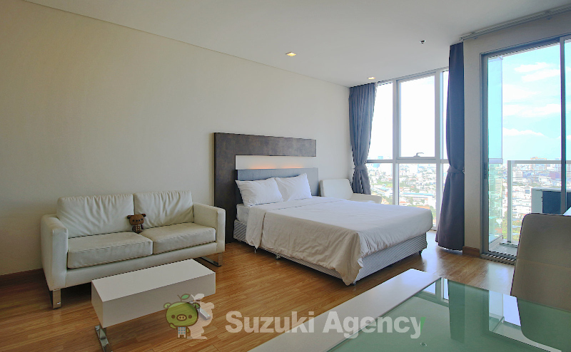 Le Luk Condominium