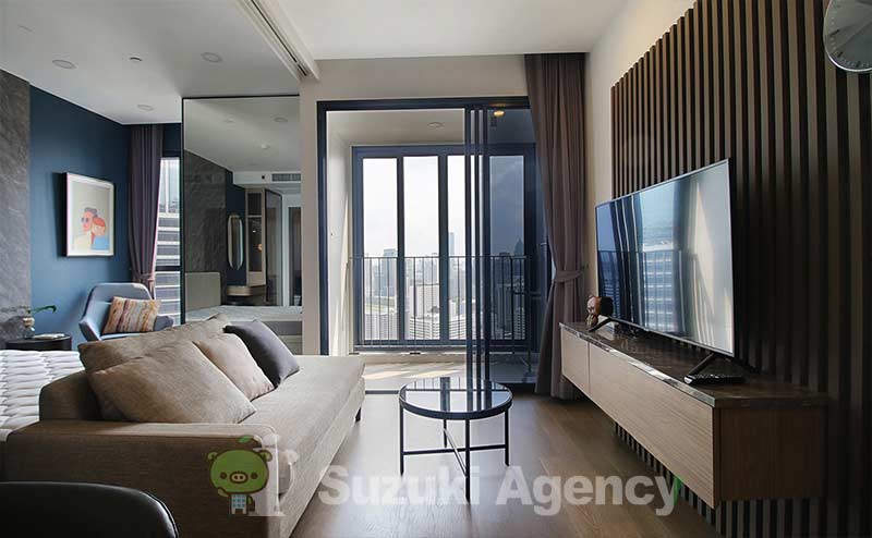 Ashton Chula - Silom
