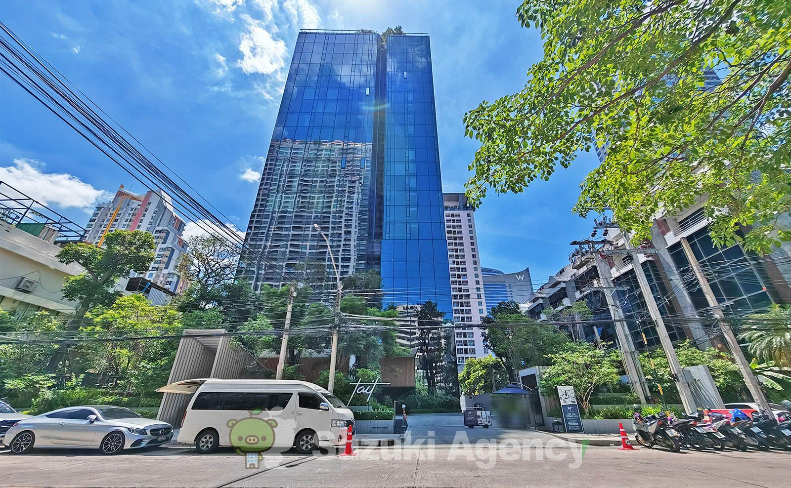 Tait Sathorn 12
