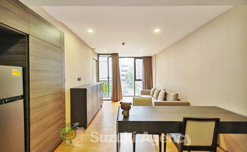 Klass Langsuan Condominium