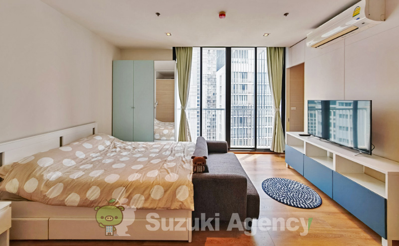 Park Origin Phrom Phong